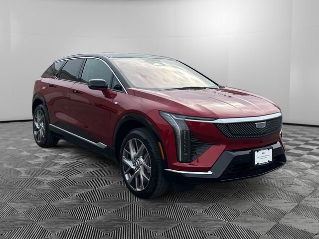 New 2026 Cadillac Optiq Luxury 1 w/ LPO, Floor Liner Package image 7