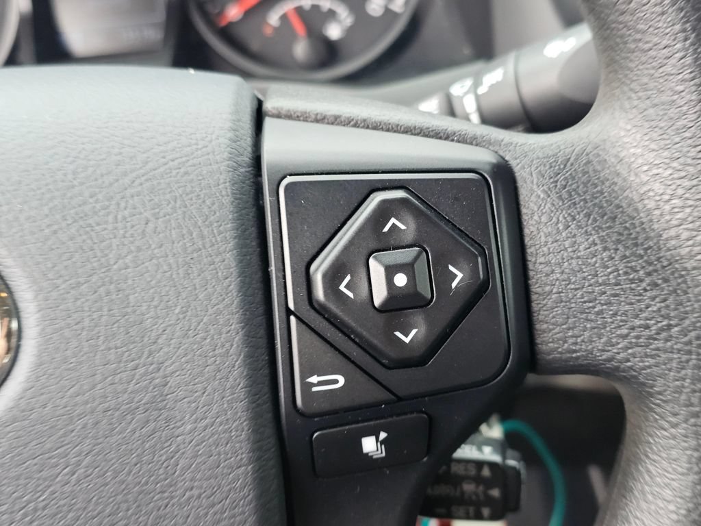 Used 2020 Toyota Tacoma SR AWD/4WD image 29