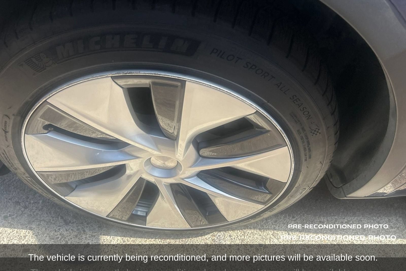 Used 2021 Tesla Model Y Long Range AWD/4WD image 12