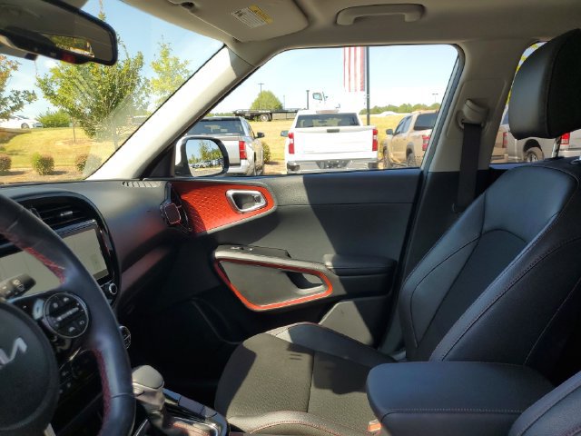 Used 2025 Kia Soul GT-Line FWD image 22