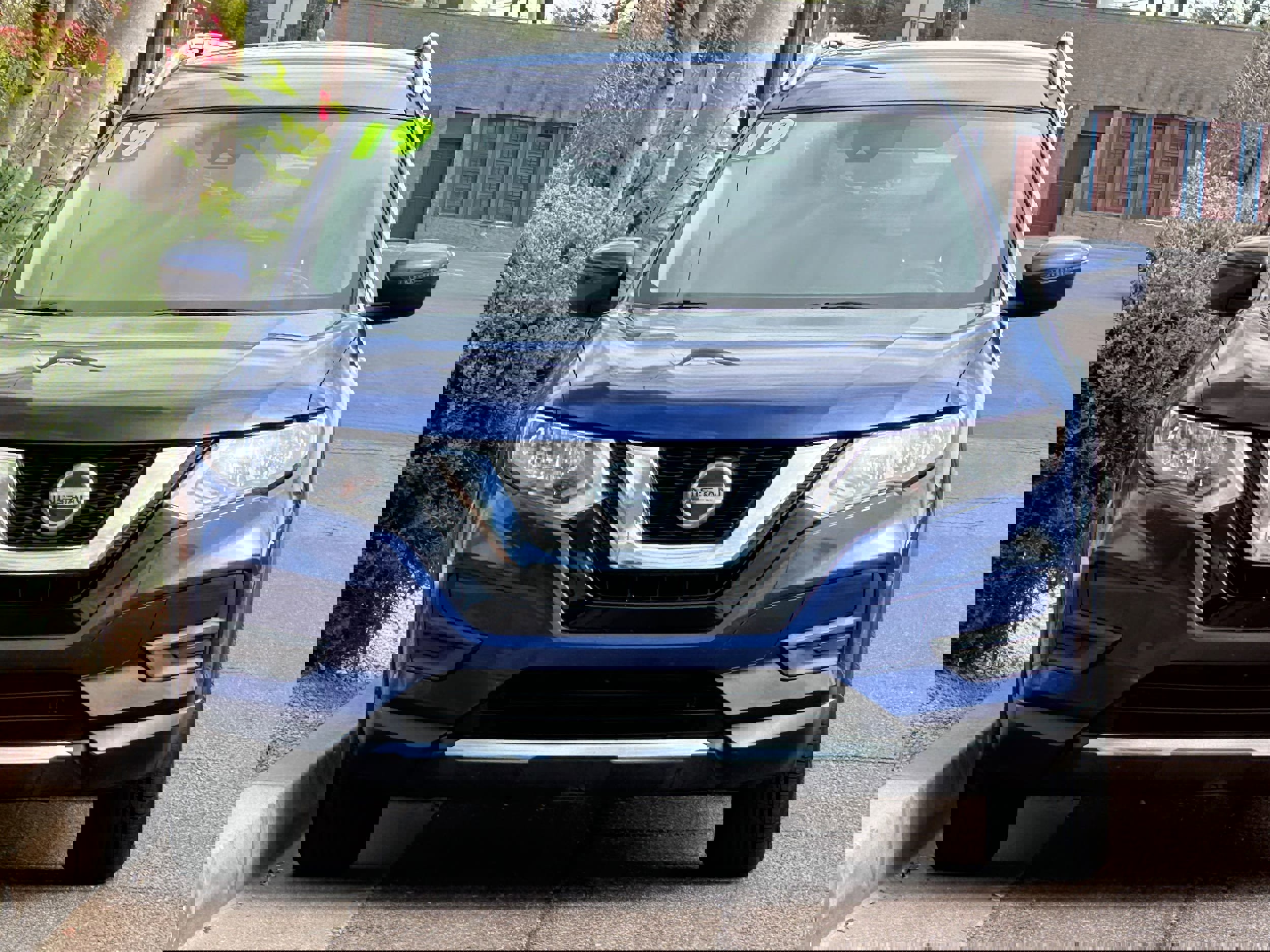 Used 2019 Nissan Rogue S w/ Special Edition Package image 2