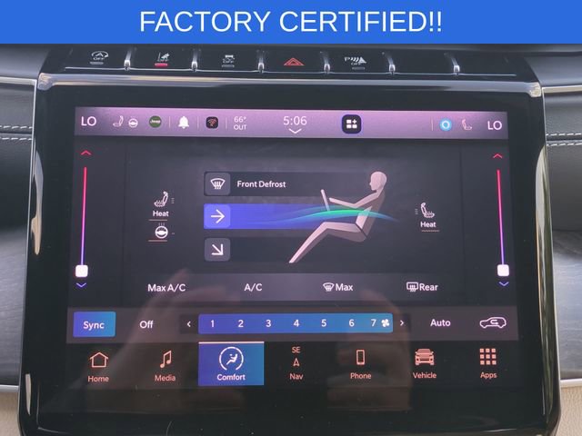 Certified 2023 Jeep Grand Cherokee Limited AWD/4WD image 27