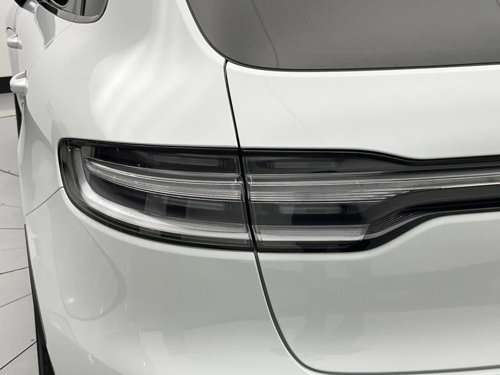 Used 2024 Porsche Macan GTS image 48