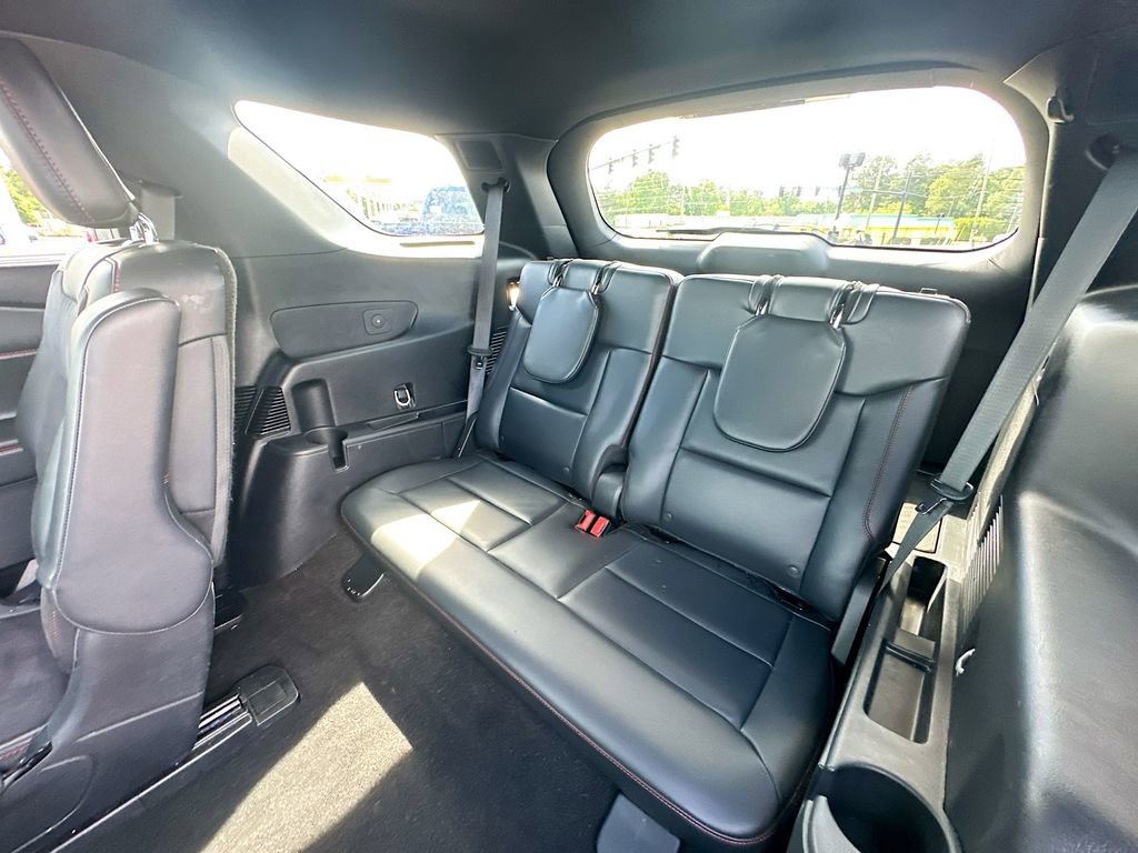 Certified 2025 Ford Explorer ST AWD/4WD image 4