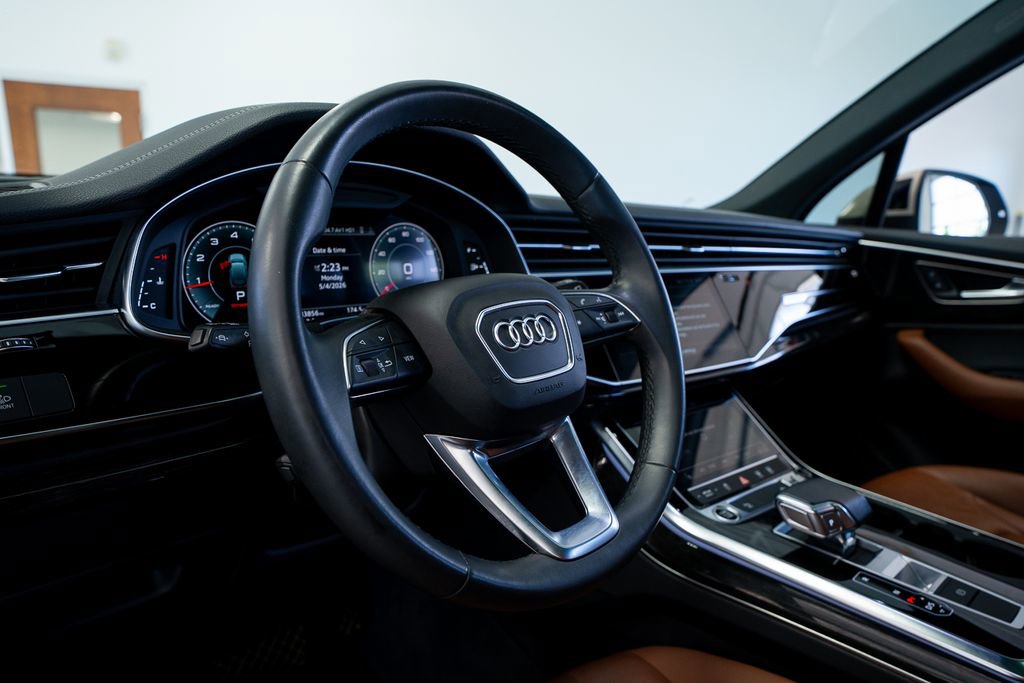 Used 2023 Audi Q7 2.0T Premium AWD/4WD image 32