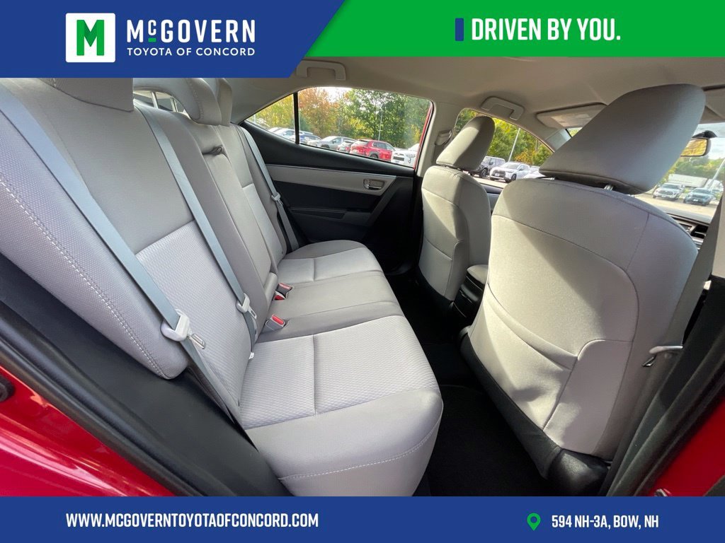 Used 2015 Toyota Corolla LE FWD image 19