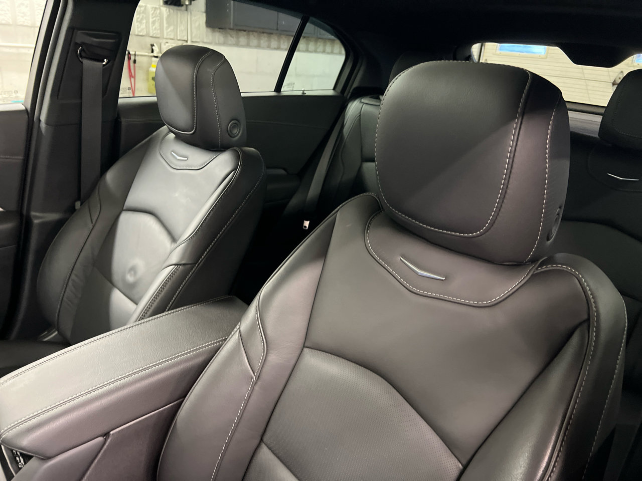 Used 2024 Cadillac XT4 Premium Luxury w/ Active Safety Package image 10