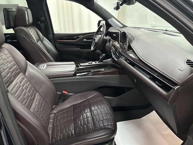 Used 2021 Cadillac Escalade ESV Premium Luxury Platinum w/ LPO, Radiant Package image 19