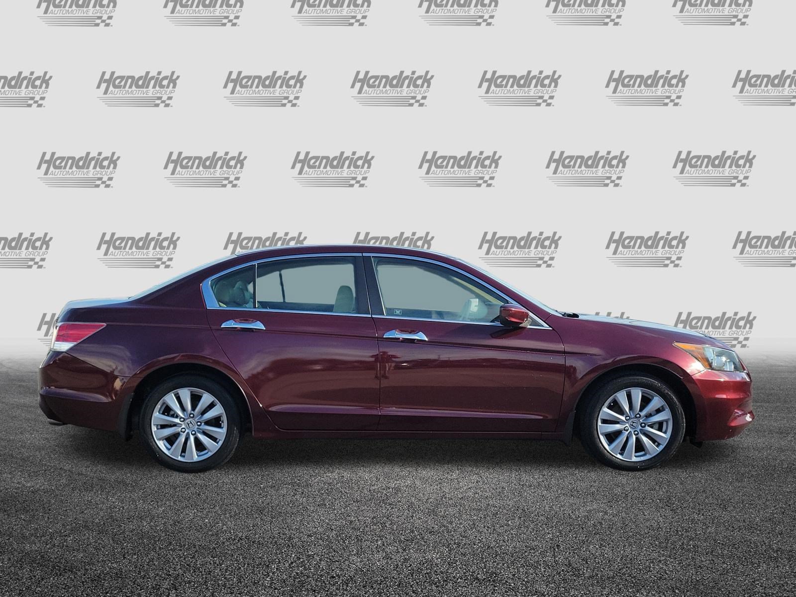 Used 2011 Honda Accord EX-L image 8