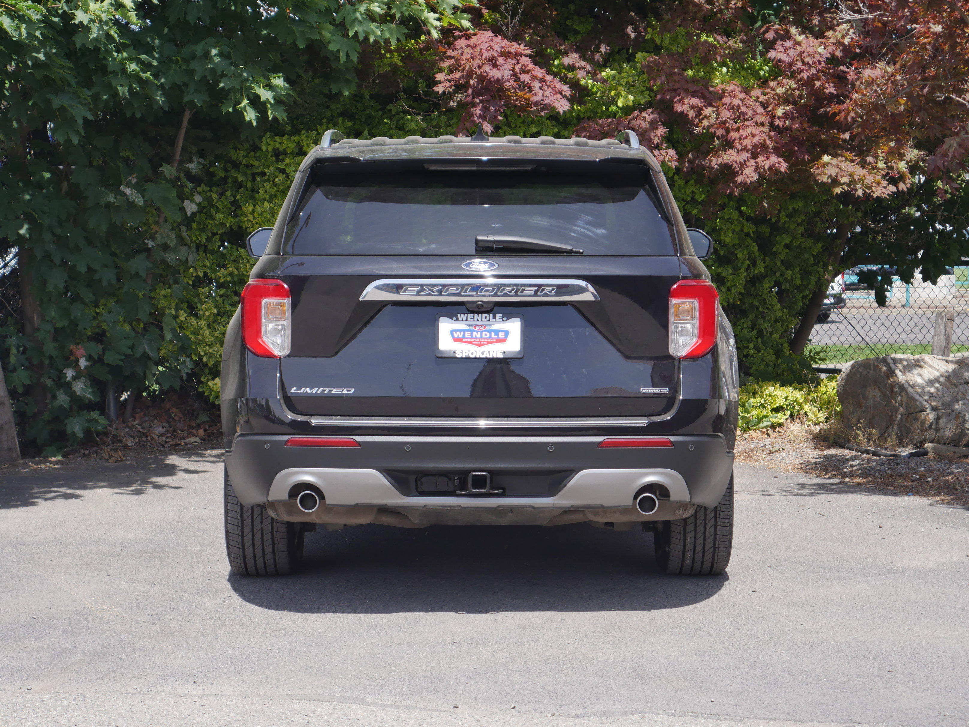 Used 2021 Ford Explorer Limited w/ Hybrid Equipment Group 310A AWD/4WD image 22
