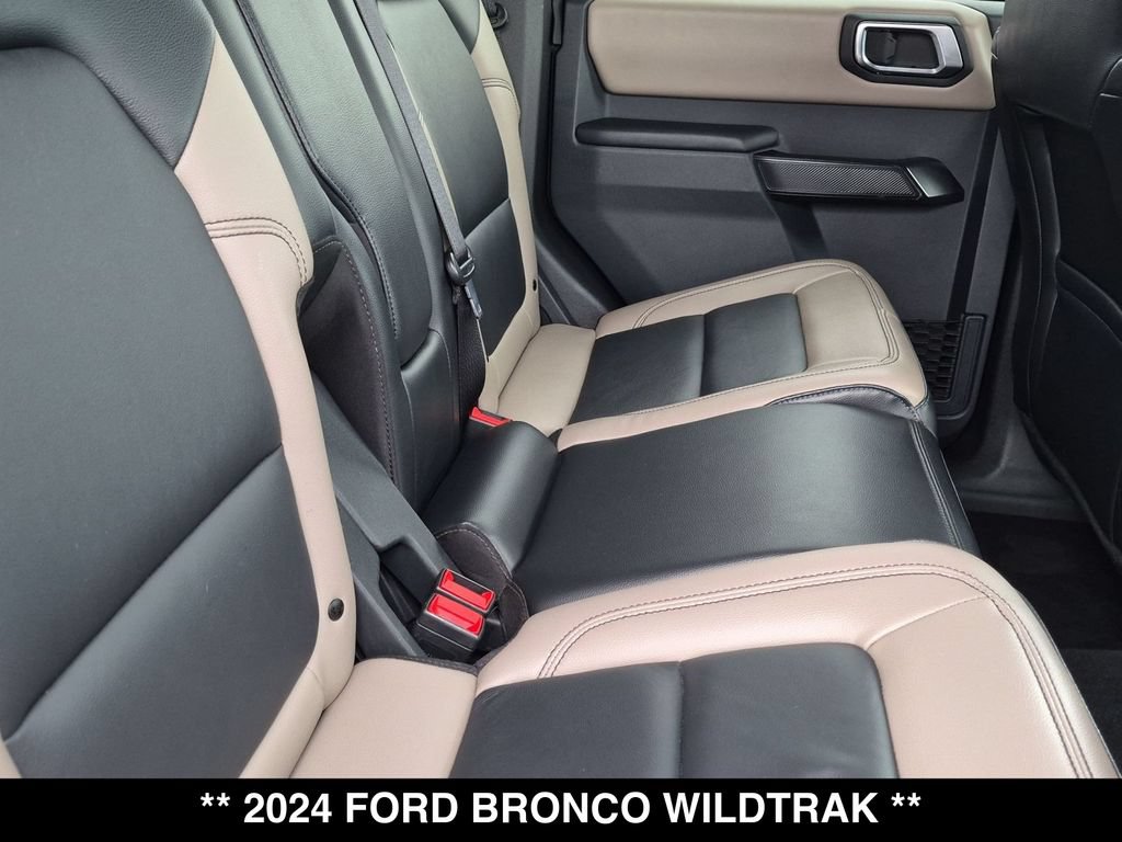 Used 2024 Ford Bronco Wildtrak AWD/4WD image 27