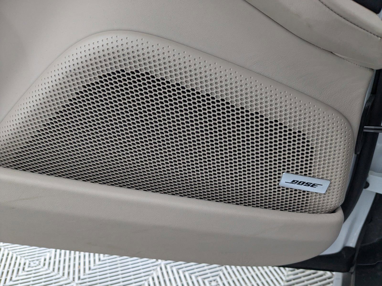 Certified 2024 Porsche Panamera 4 image 24