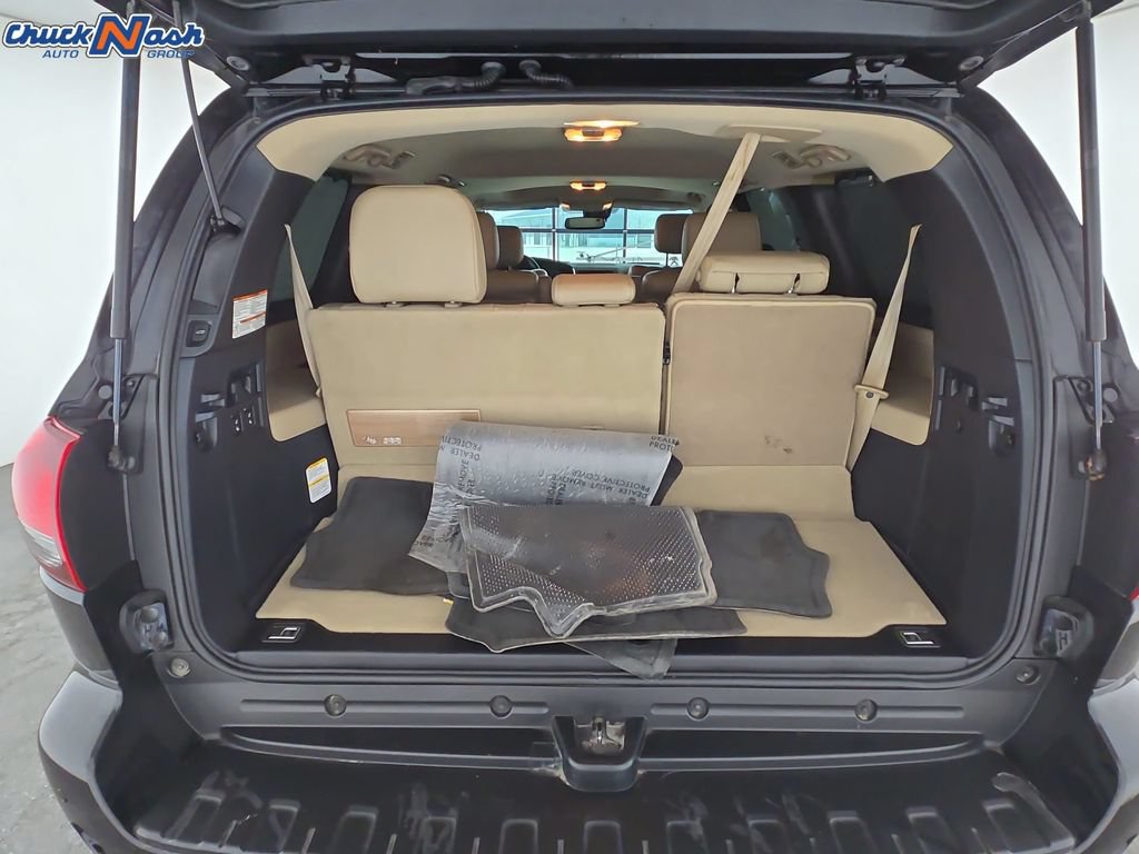 Used 2019 Toyota Sequoia Limited w/ Safety & Convenience Package AWD/4WD image 31