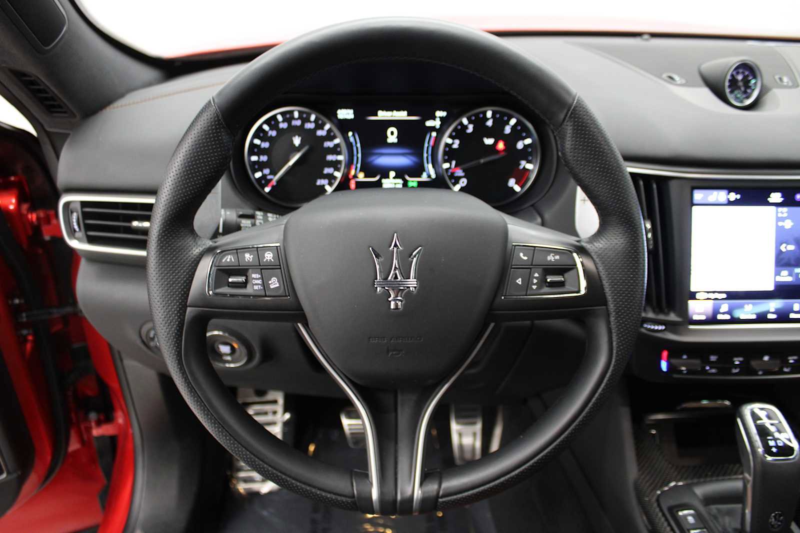 Used 2022 Maserati Levante Modena S image 42