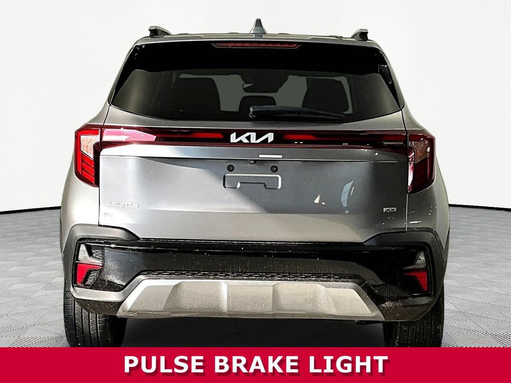 Used 2024 Kia Seltos SX w/ SX Sunroof Package AWD/4WD image 5