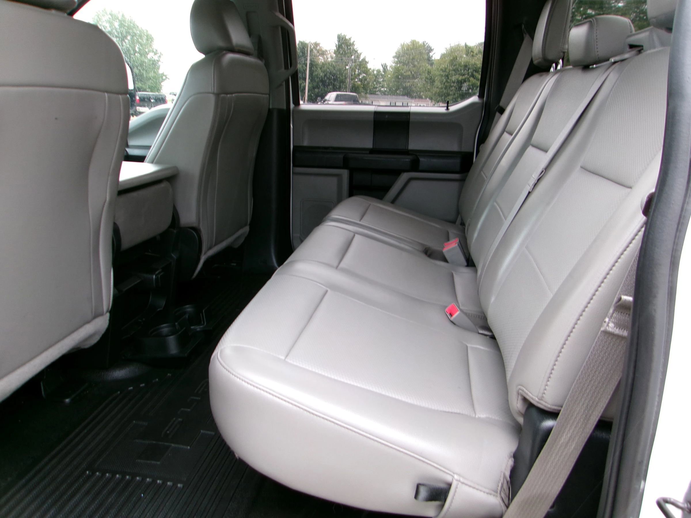 Used 2019 Ford F250 XL w/ Power Equipment Group image 7