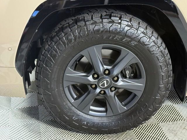 New 2025 Lexus LX 700h Overtrail image 11