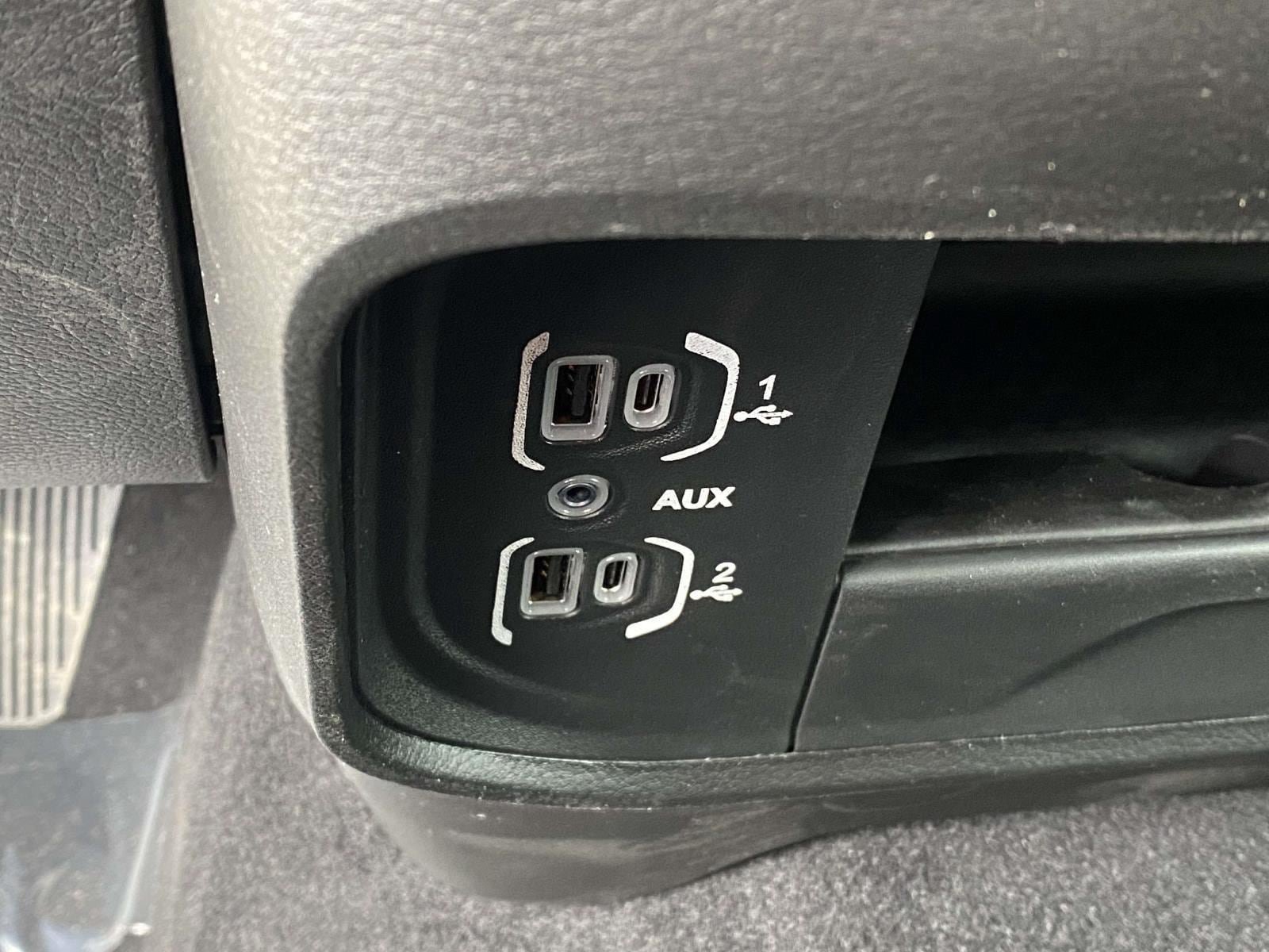 New 2026 RAM 2500 Big Horn AWD/4WD image 4