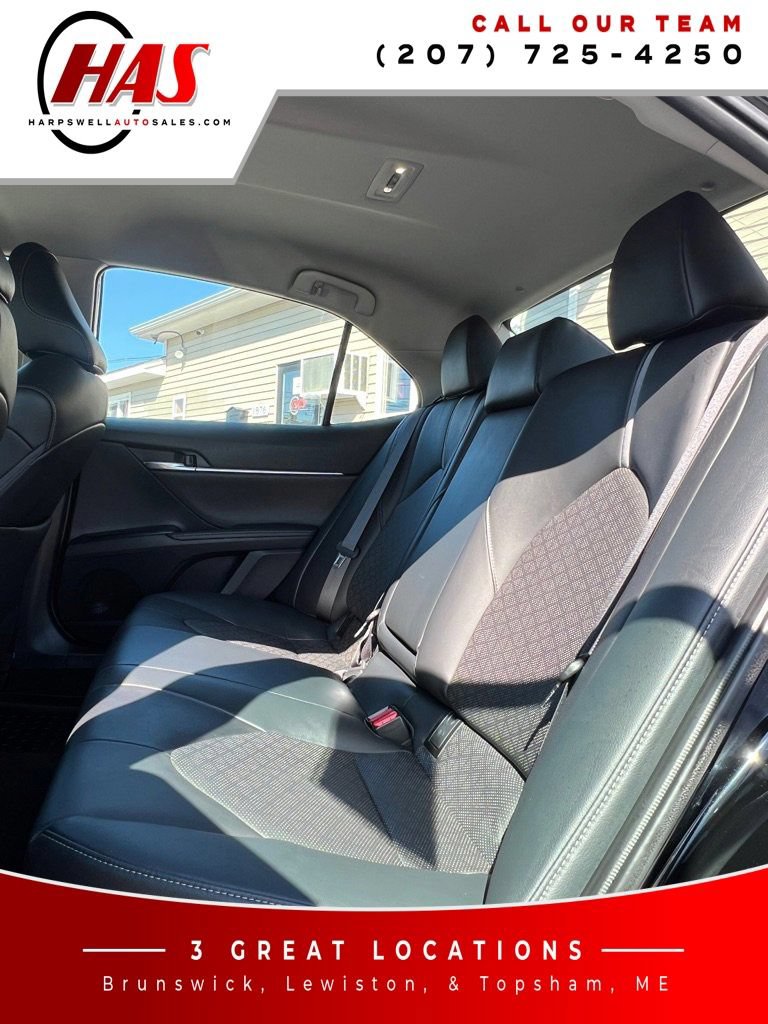 Used 2019 Toyota Camry XSE FWD image 11