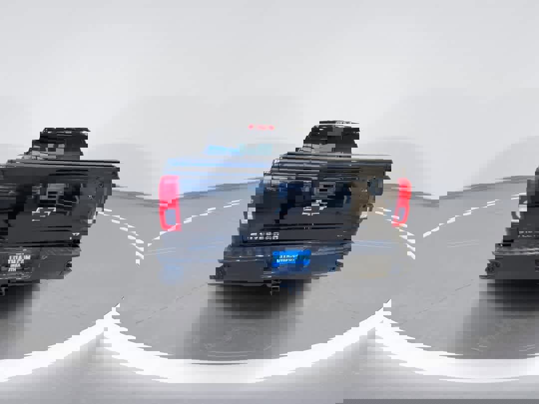 Used 2017 Chevrolet Silverado 1500 LTZ Z71 w/ LTZ Plus Package image 7