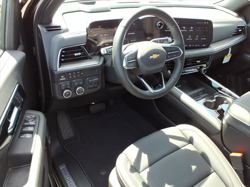 New 2026 Chevrolet Suburban Premier w/ Sun And Tow Package AWD/4WD image 10