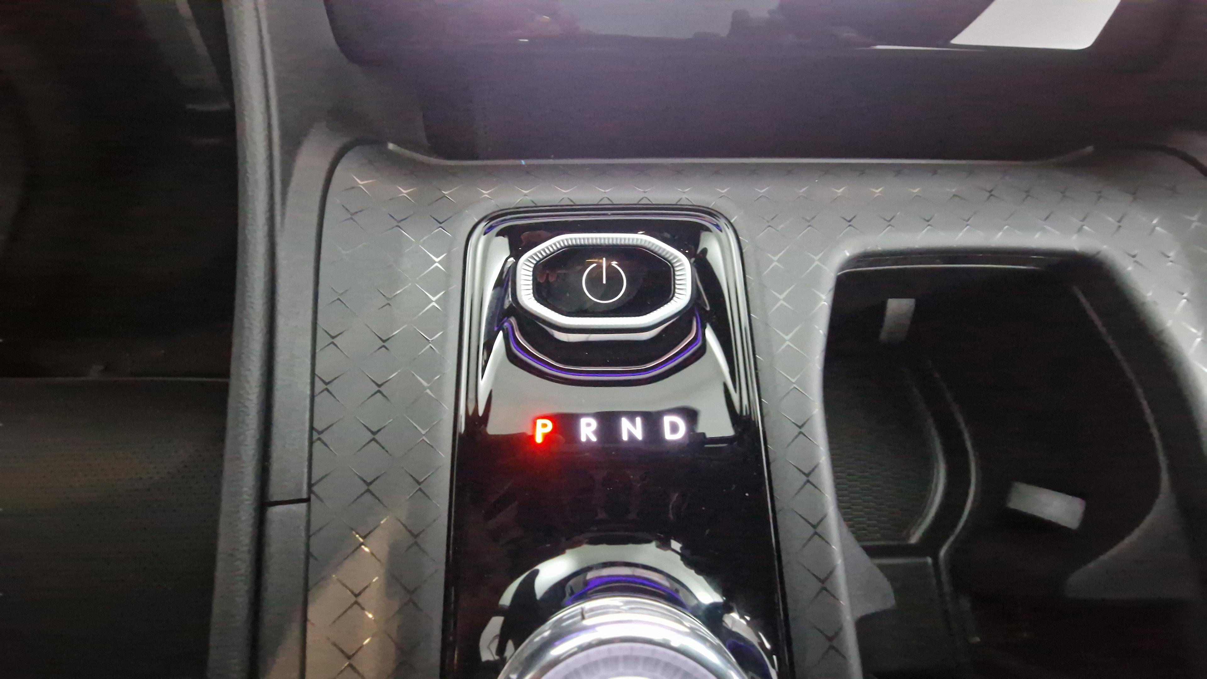 New 2025 Jeep Wagoneer Limited image 23