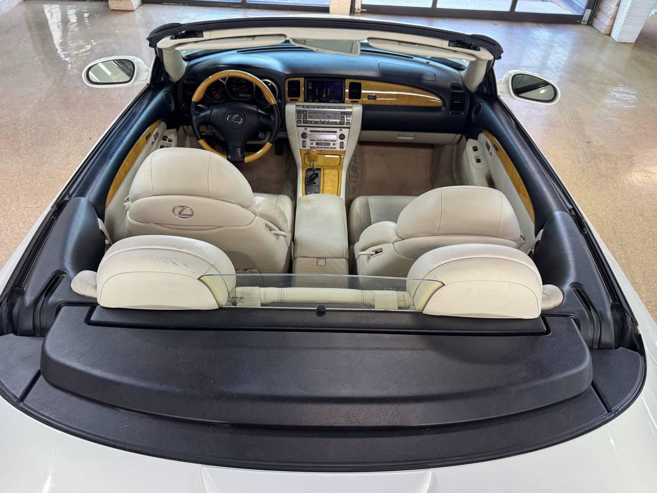Used 2004 Lexus SC 430 Convertible RWD image 48