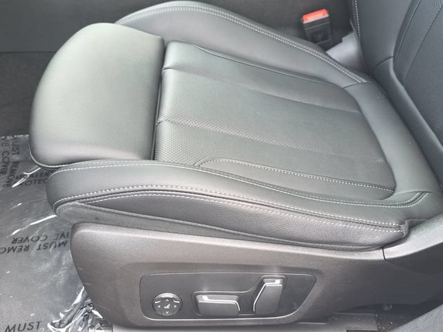 Used 2025 BMW 330i Sedan RWD image 26