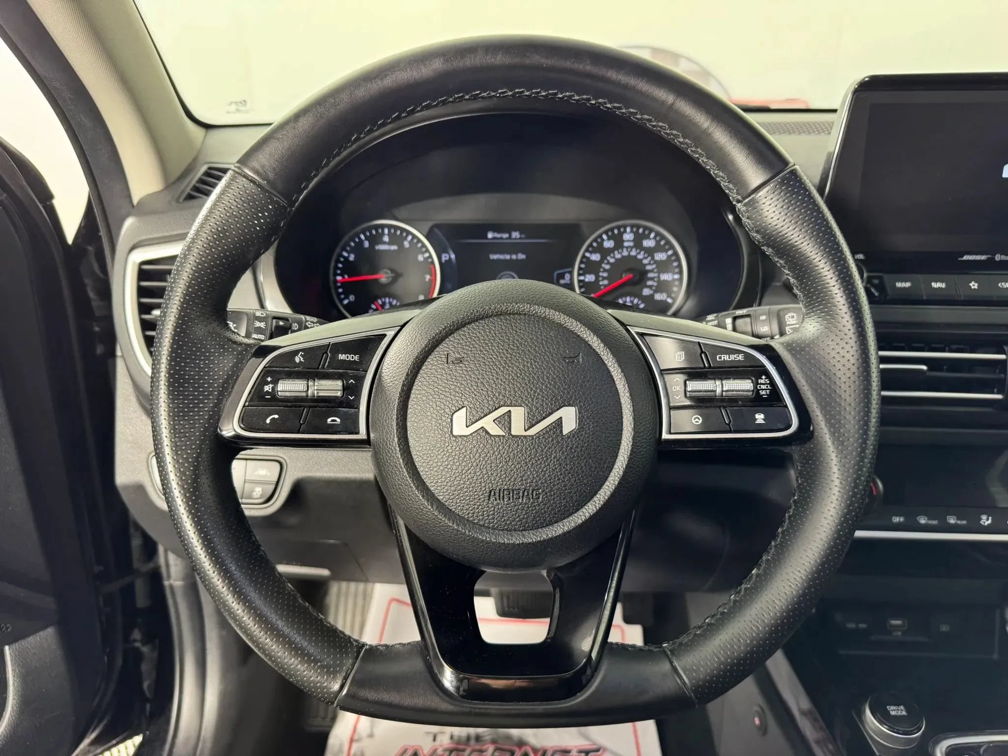 Used 2022 Kia Seltos SX w/ Sunroof Package AWD/4WD image 13