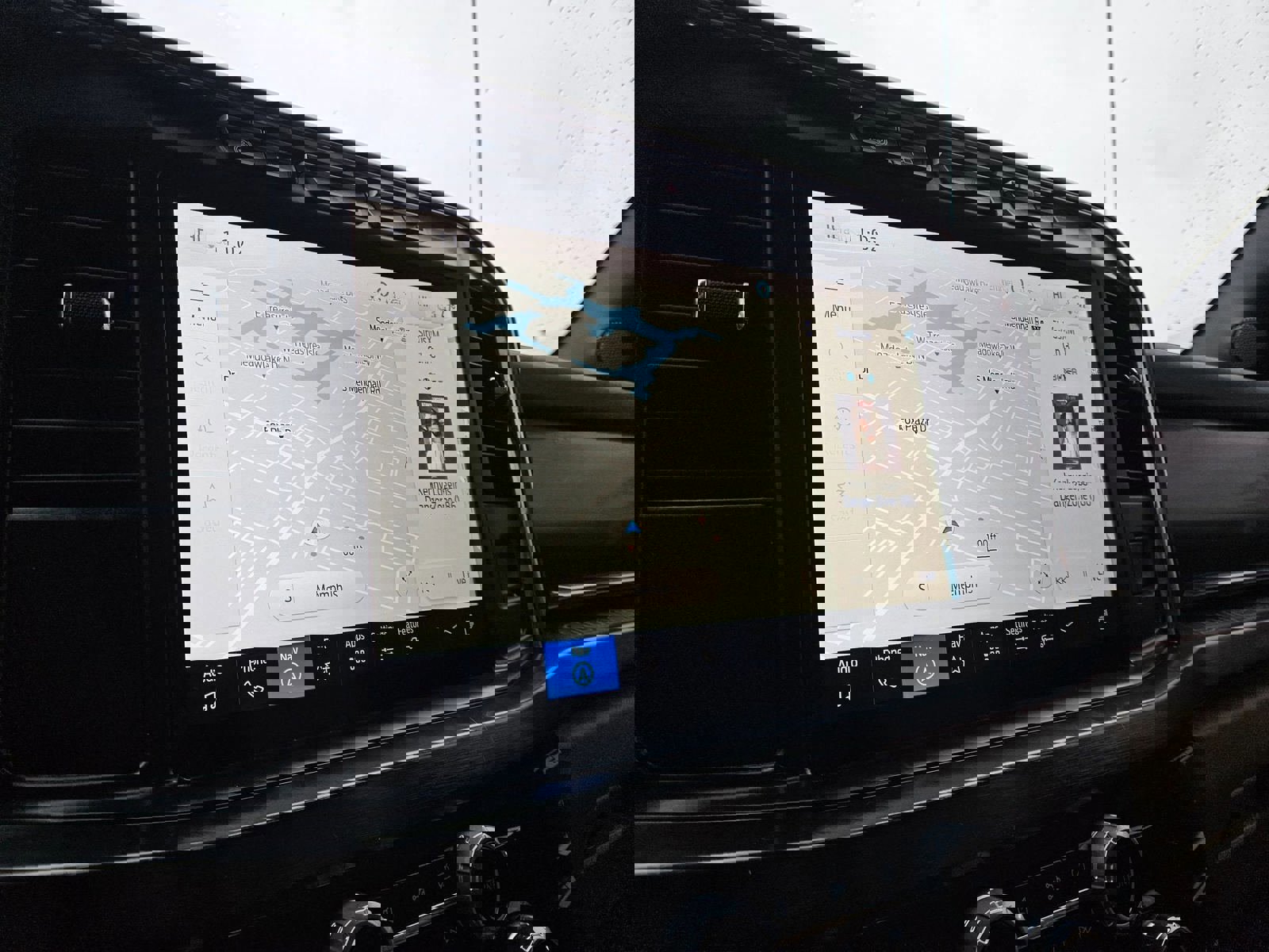 Used 2024 Ford F250 Lariat w/ Chrome Package image 48