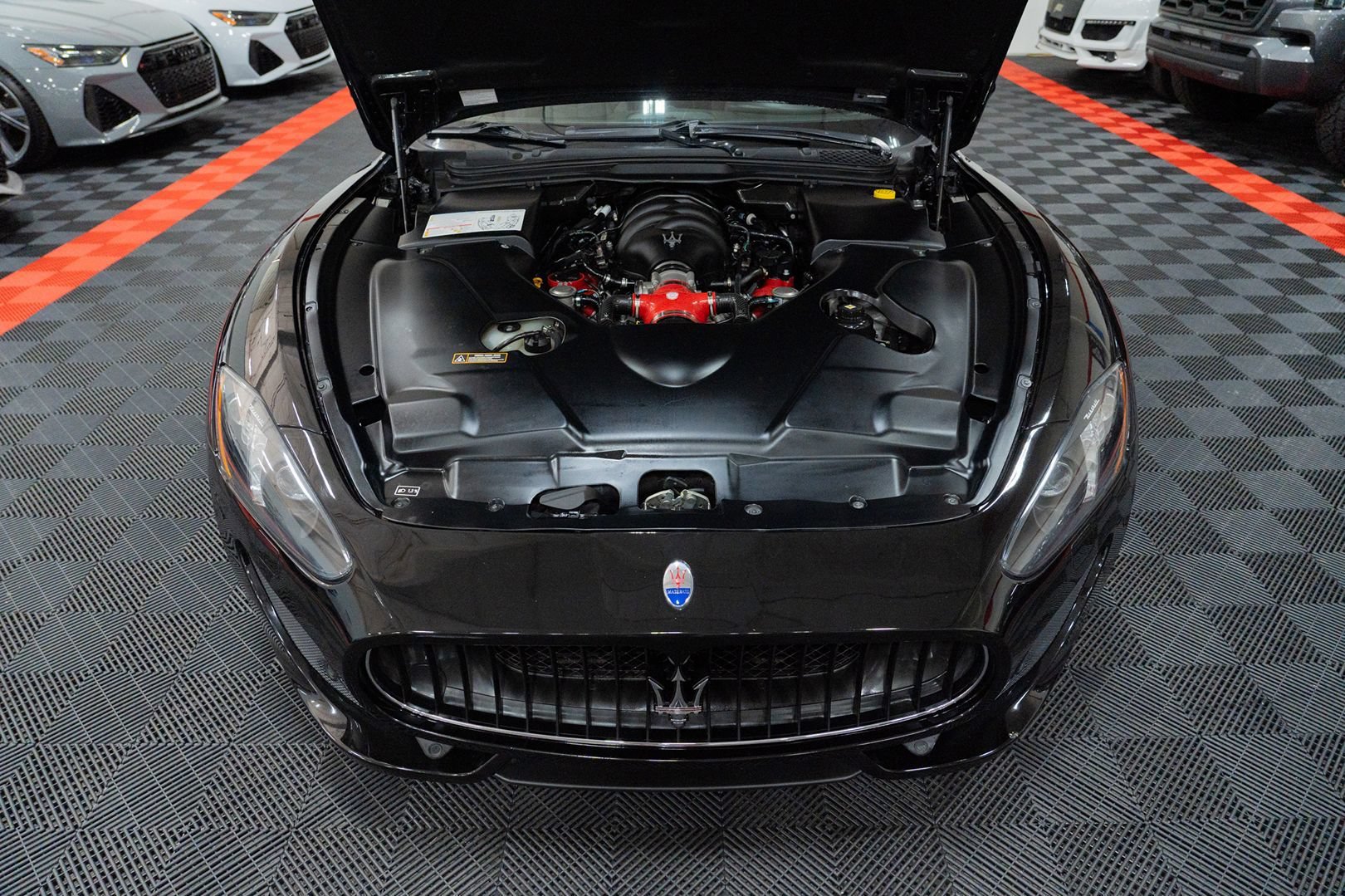 Used 2014 Maserati GranTurismo Sport RWD image 43