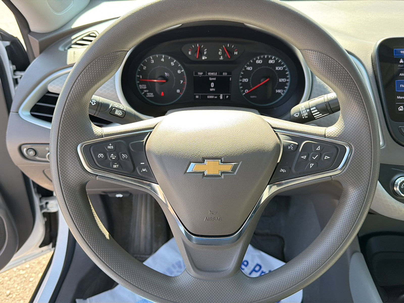 Used 2024 Chevrolet Malibu LS w/ Driver Confidence Package FWD image 9