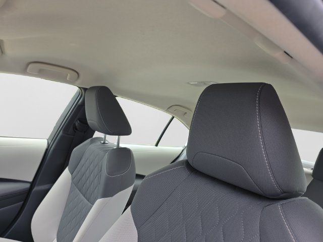 Used 2022 Toyota Corolla LE w/ LE Convenience Package FWD image 12