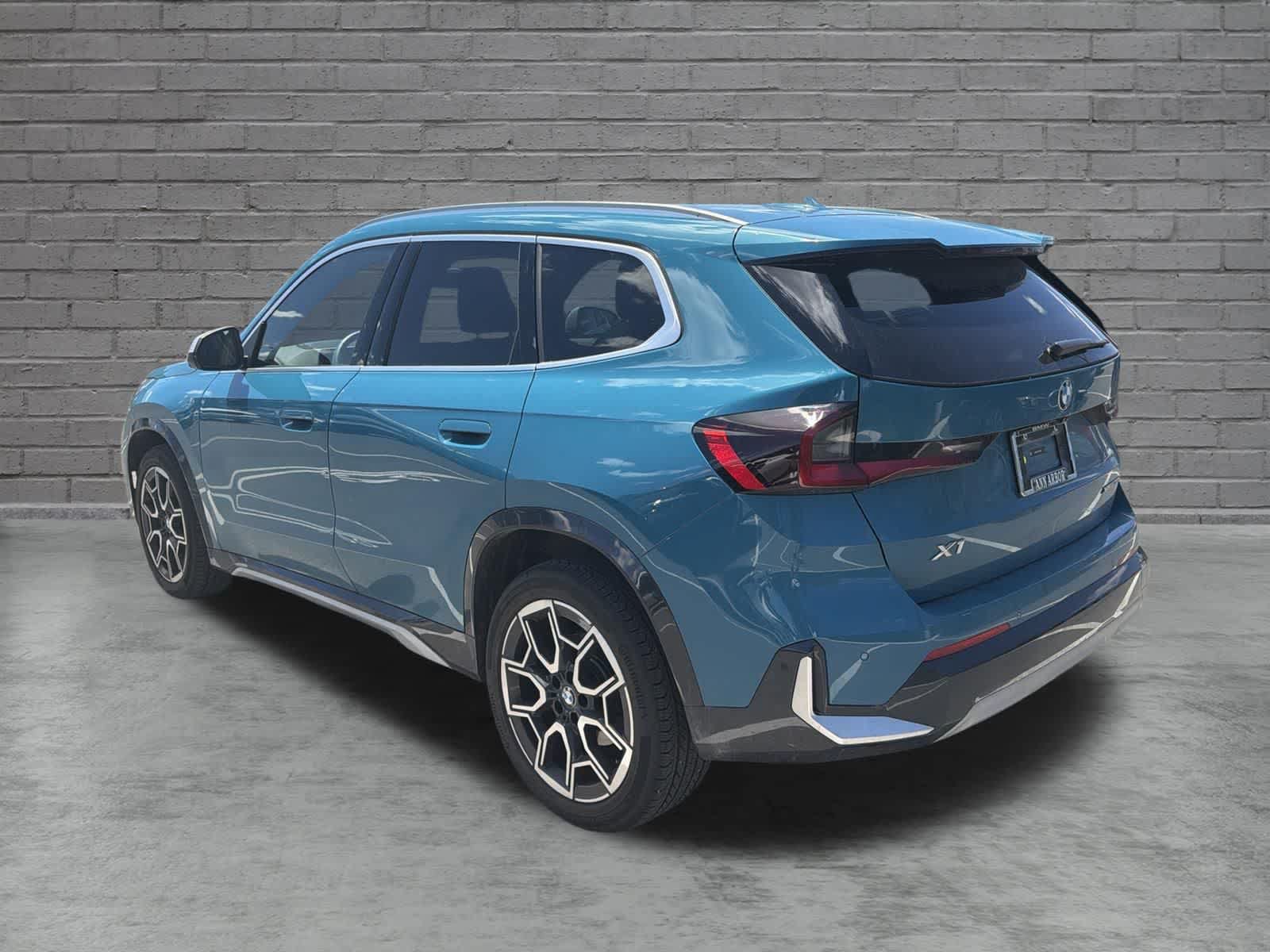Certified 2023 BMW X1 xDrive28i w/ Premium Package AWD/4WD image 9