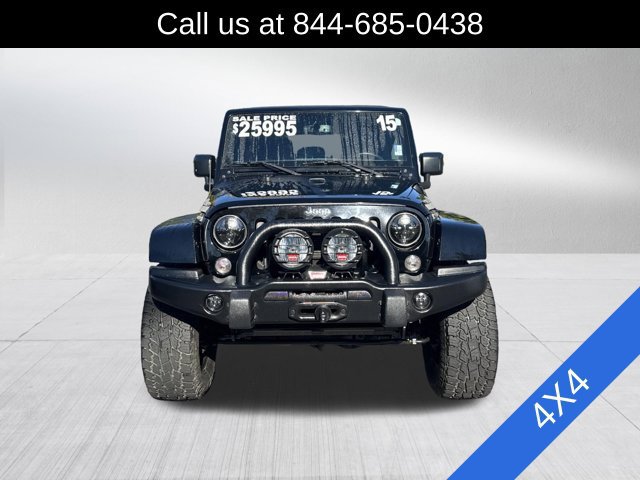 Used 2015 Jeep Wrangler Unlimited Sahara w/ Connectivity Group AWD/4WD image 2