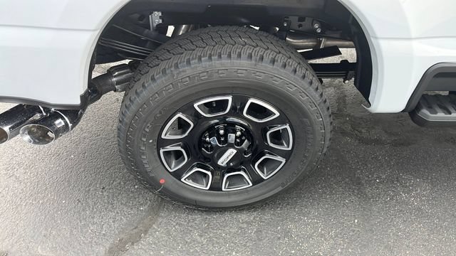 Used 2025 Ford F350 Platinum AWD/4WD image 18