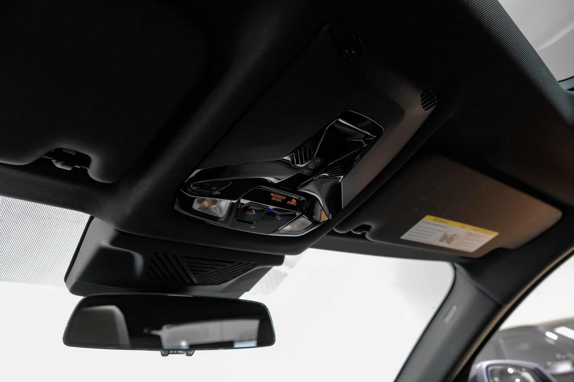 Used 2025 BMW X2 xDrive28i image 30