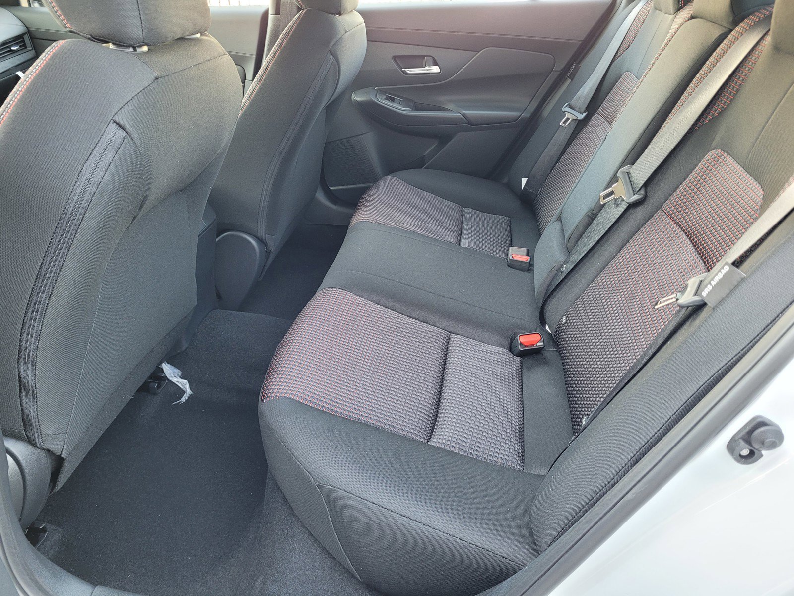 New 2026 Nissan Sentra SR w/ Floor Mat Package image 7