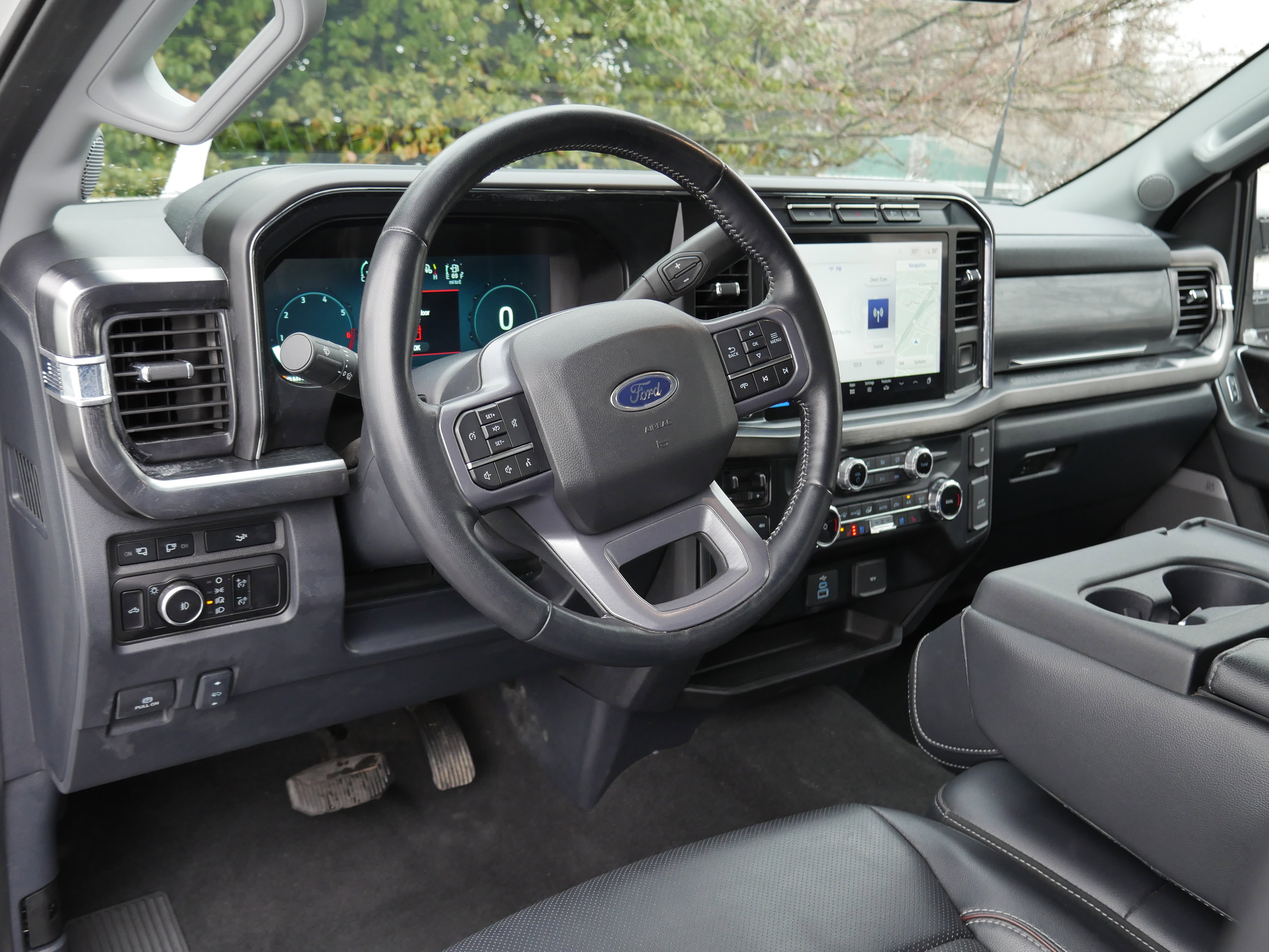 Certified 2023 Ford F250 Lariat image 4