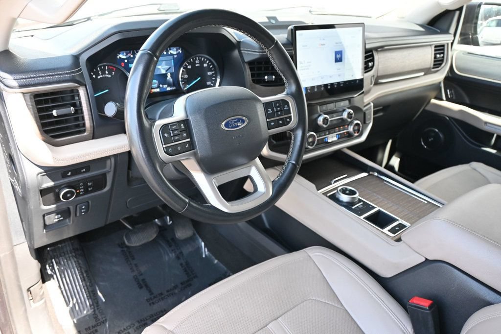 Used 2024 Ford Expedition Max Limited RWD image 11