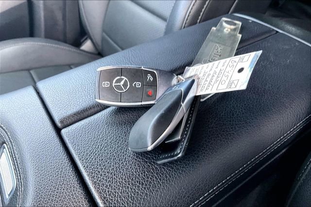 Used 2022 Mercedes-Benz GLE 450 4MATIC image 32