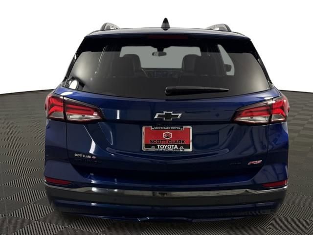 Used 2022 Chevrolet Equinox RS w/ Infotainment Package image 7