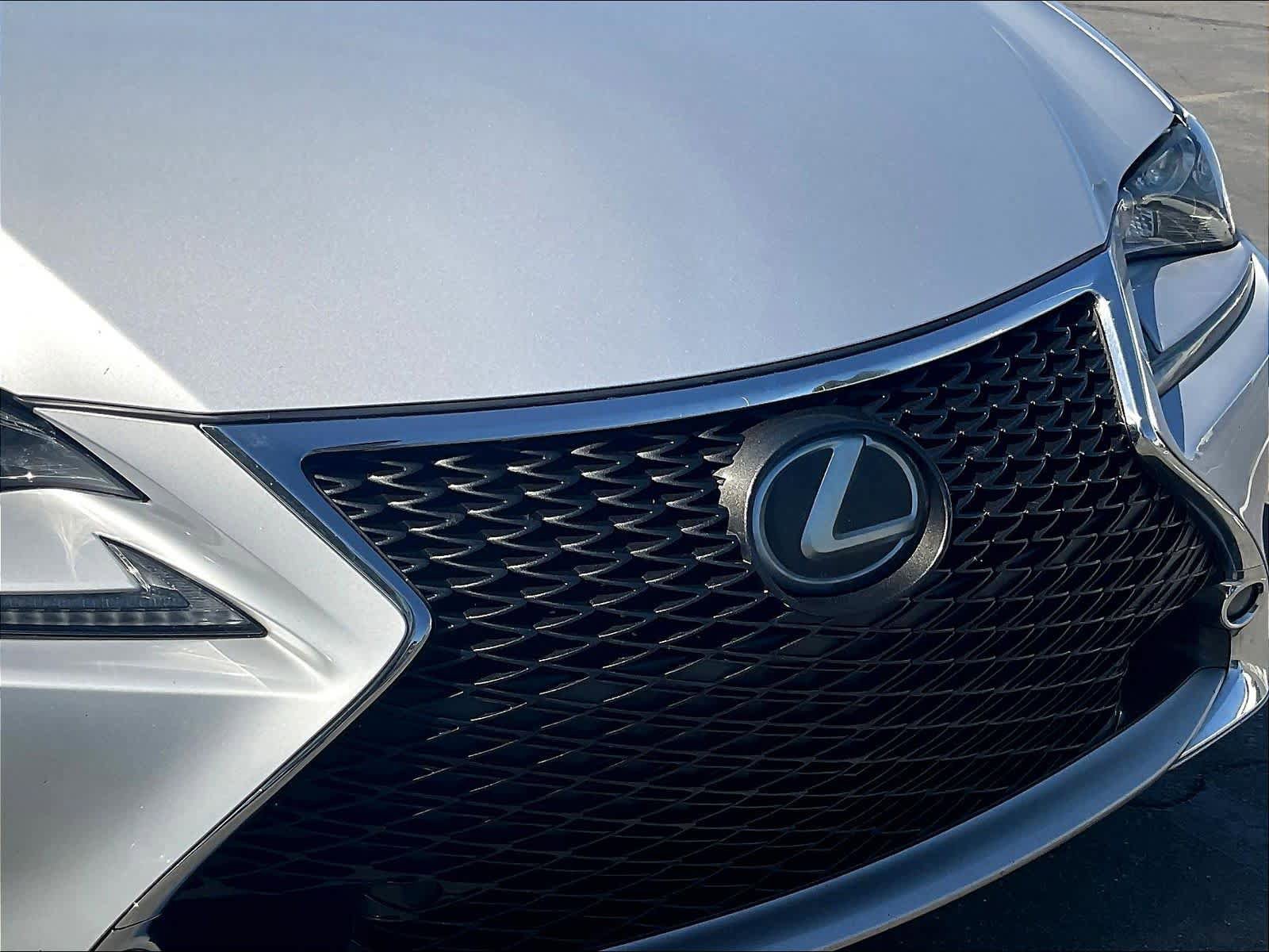 Used 2017 Lexus RC 350 F Sport image 30