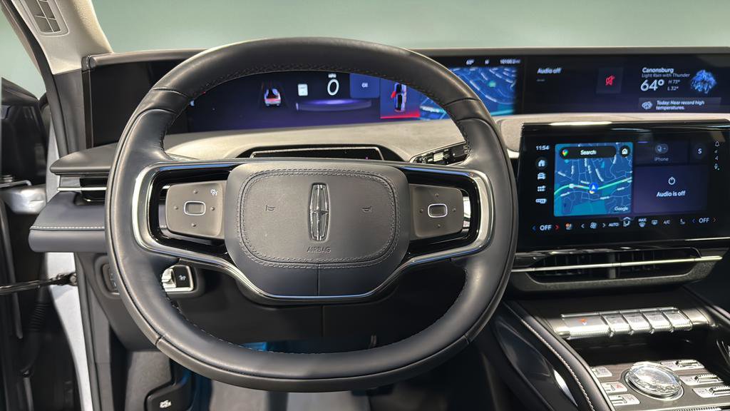 Used 2024 Lincoln Nautilus Reserve image 19