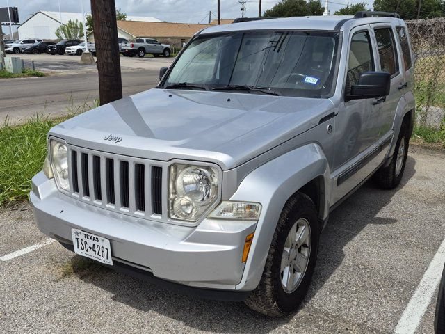 Used 2012 Jeep Liberty Sport w/ Popular Equipment Group AWD/4WD image 3