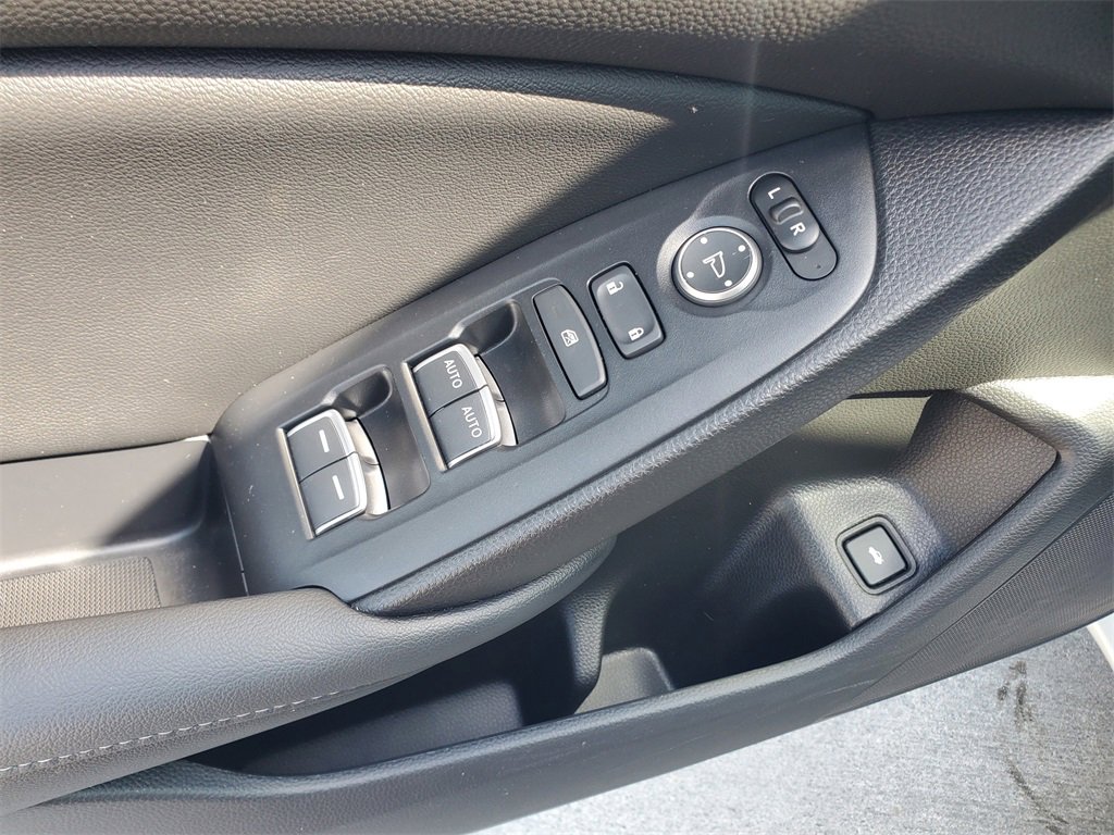 Used 2022 Honda Accord Sport image 19