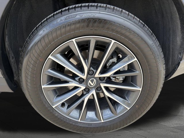 Certified 2026 Lexus NX 350 AWD w/ Accessory Package (Z2) image 16