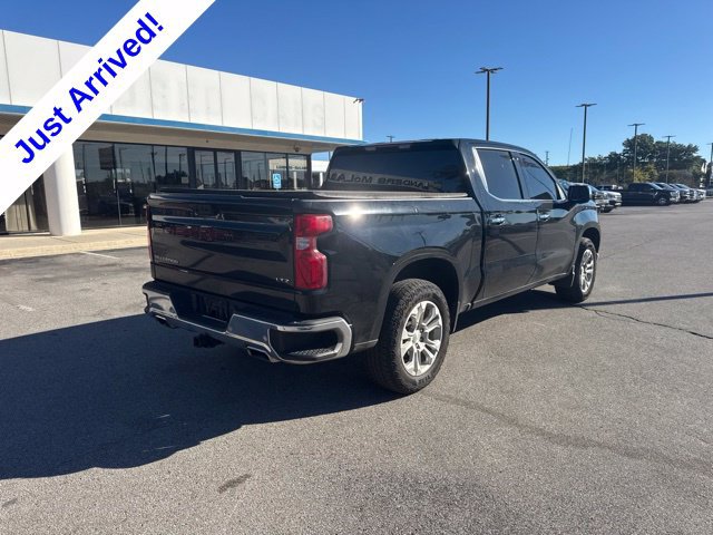 Used 2022 Chevrolet Silverado 1500 LTZ AWD/4WD image 3