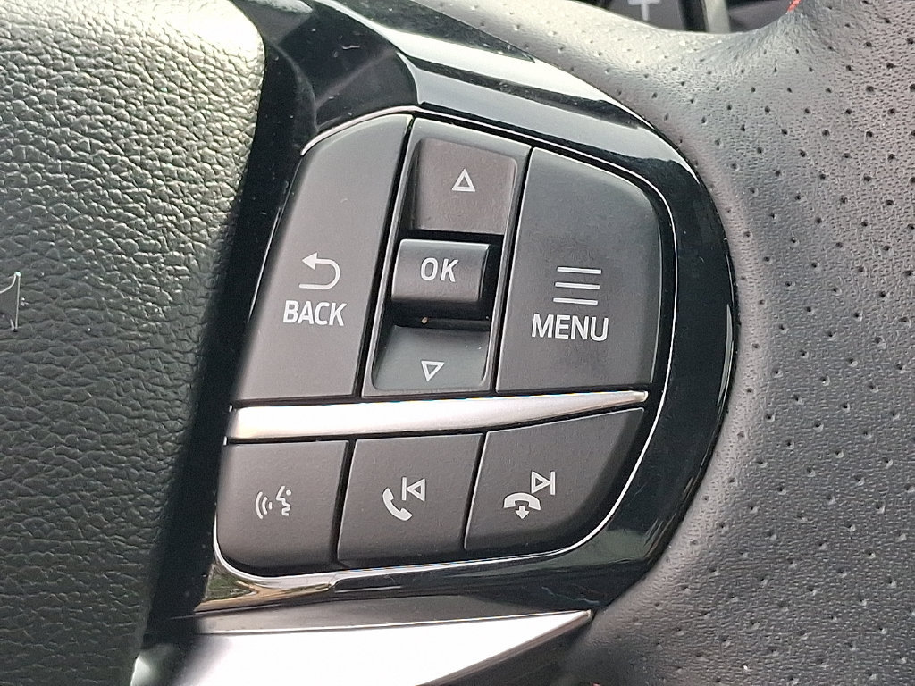 Used 2024 Ford Explorer ST w/ Equipment Group 401A AWD/4WD image 24