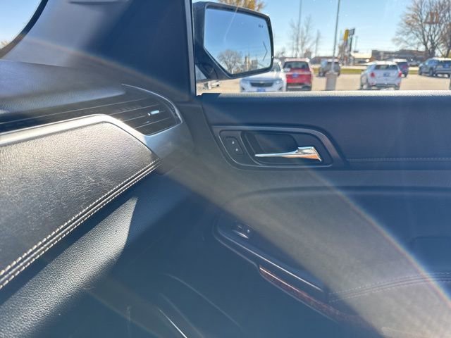 Used 2020 Chevrolet Suburban Premier AWD/4WD image 15
